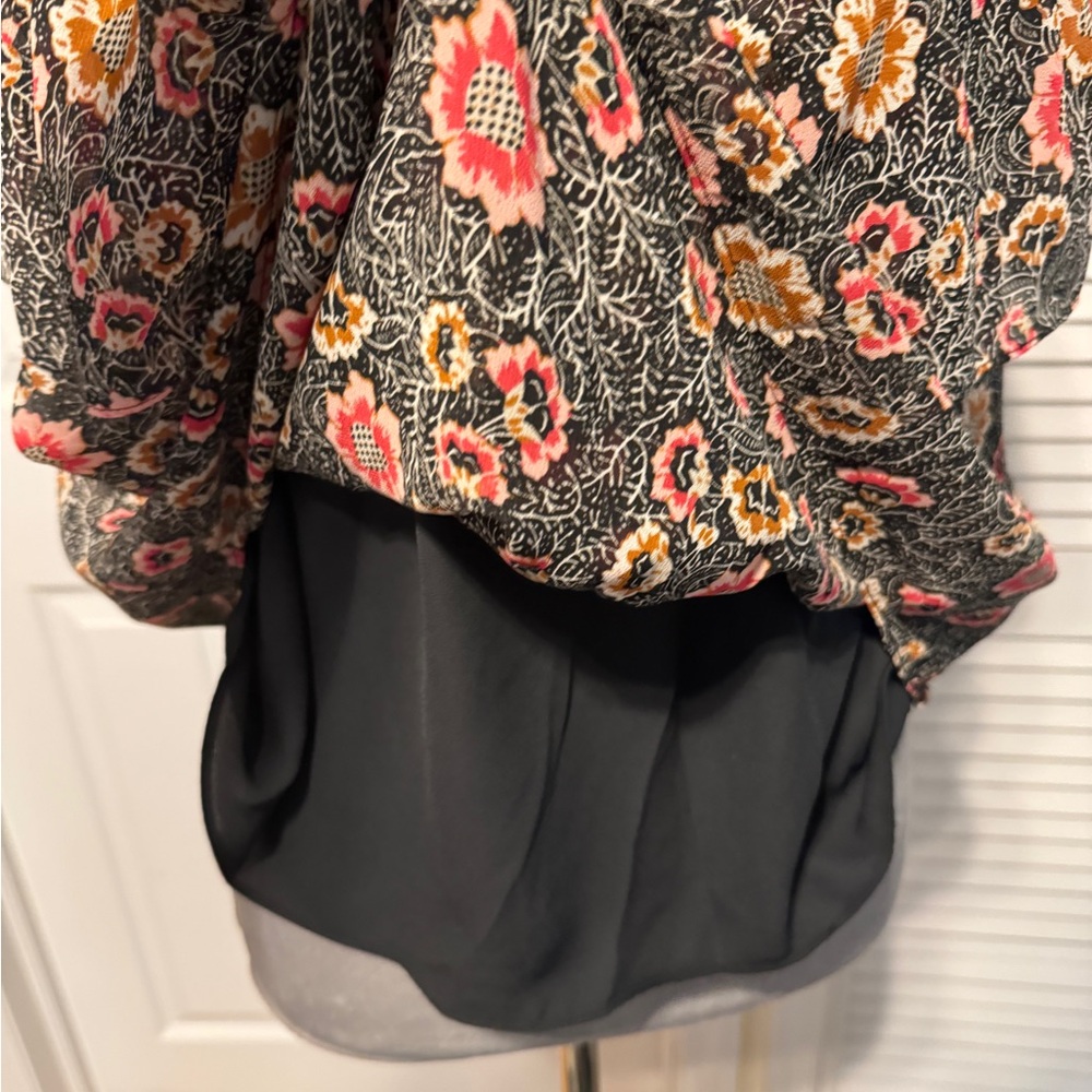 Rebecca Minkoff Ghiradelle Floral Off Shoulder Tiered Top - Picture 11 of 14